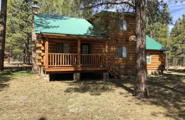 This beautiful secluded cabin definitely lives up to it's name!