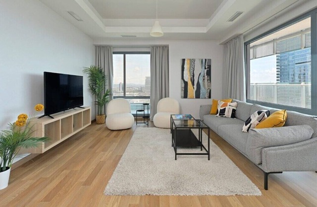 This condominium is a 3 bedroom(s), 2 bathrooms, located in Sarıyer, İstanbul.