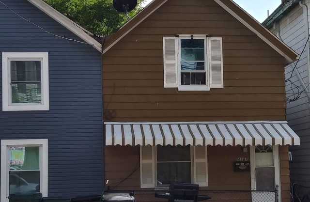 This Old house is like a cottage near Lunken Airport