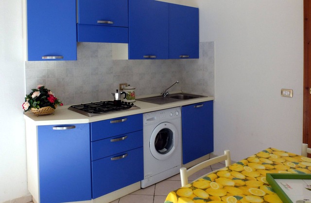 THREE-ROOM APARTMENT IN RESIDENCE + TRAVEL OFFER