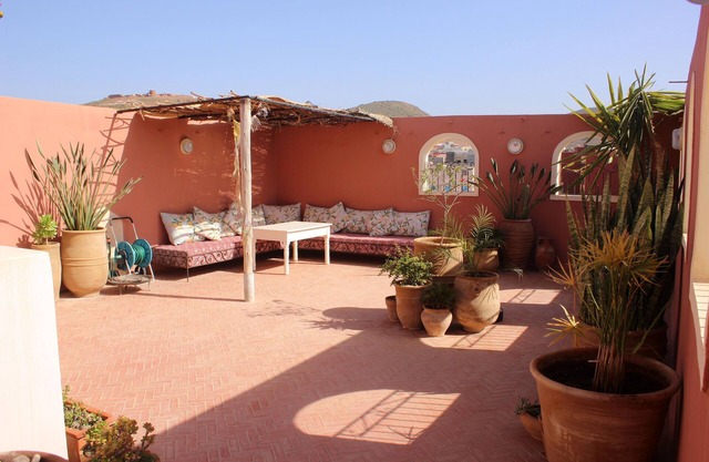 Tifawin Apartment and Private Sun Terrace, Centre Mirleft
