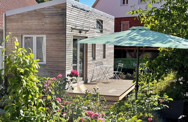 Tiny Home 'Friedlinde' with Shared Terrace, Shared Garden and Wi-Fi