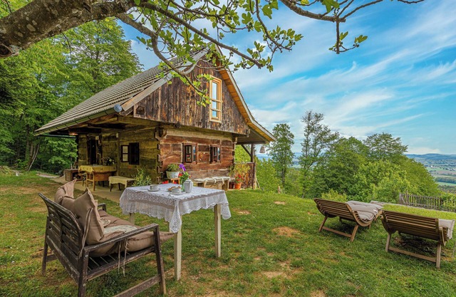 Tiny House For Two, Dragatuš, Slovenia