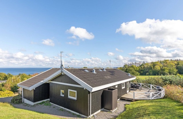 "Tjelle" - 300m from the sea by Interhome