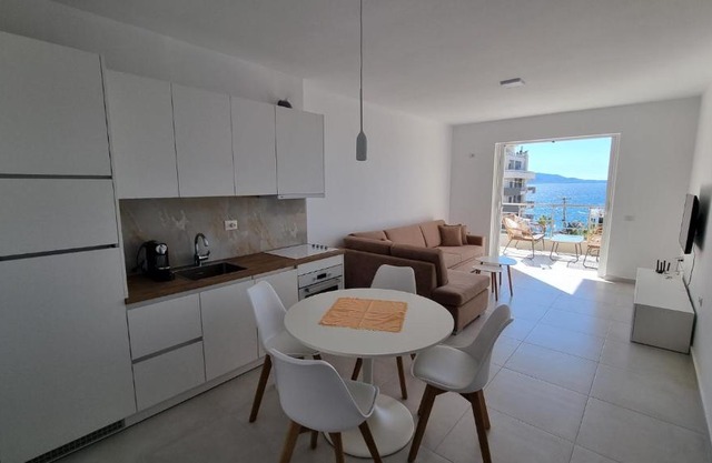 Toni Apartment