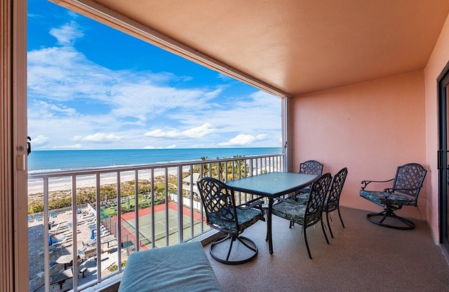 TOP FLOOR Direct Ocean Views 10% Dscnt wk - New External Amenities Lux Vacation!