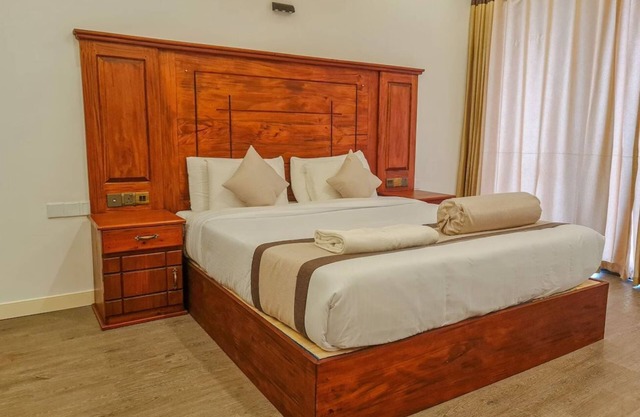 TOP RICH HOTEL - Deluxe Double Room #2