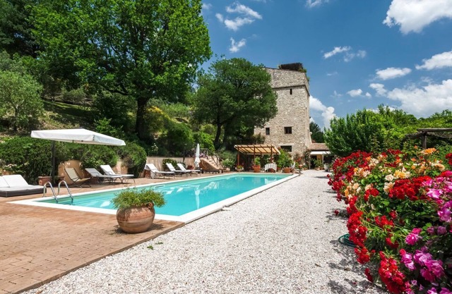 Torre Perugina - Ten Bedroom Villa, Sleeps 20