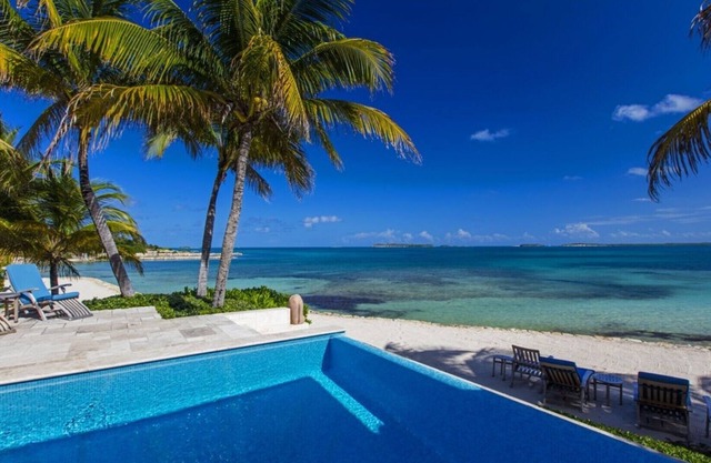 Tortuga - Harbour Beach Villa - 4 Bedrooms