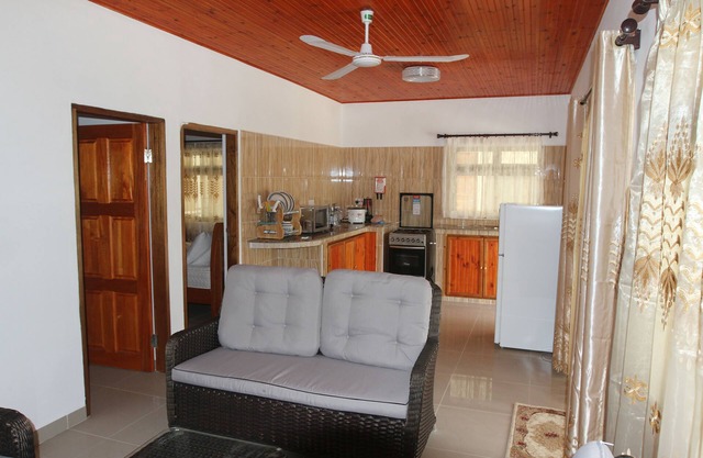 Tourterelle Holiday Home