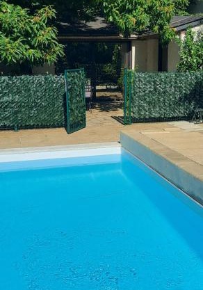 TourTour in the Loire Valley poolside Chalet