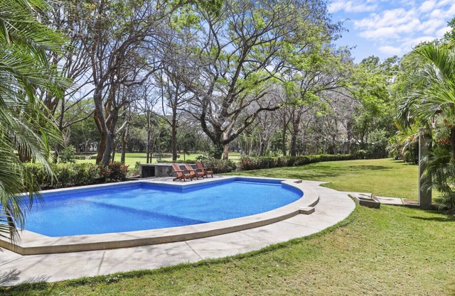 Town House 3: Comfort and golf course view