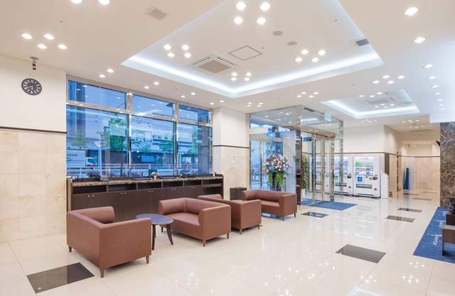 Toyoko Inn Toyama Station Shinkansen 2