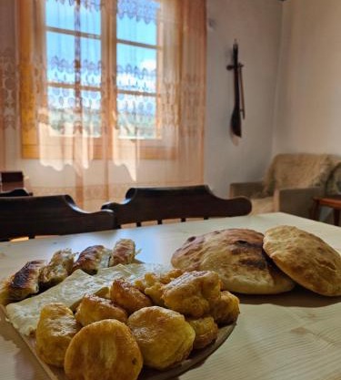 Traditional House Srna