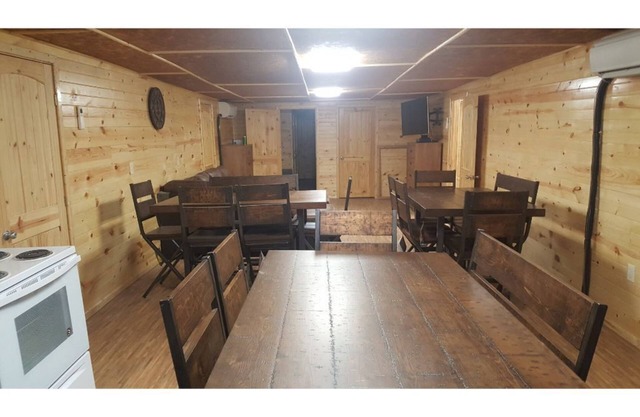 Trailblazers Outfitters onebedroom Unit 1