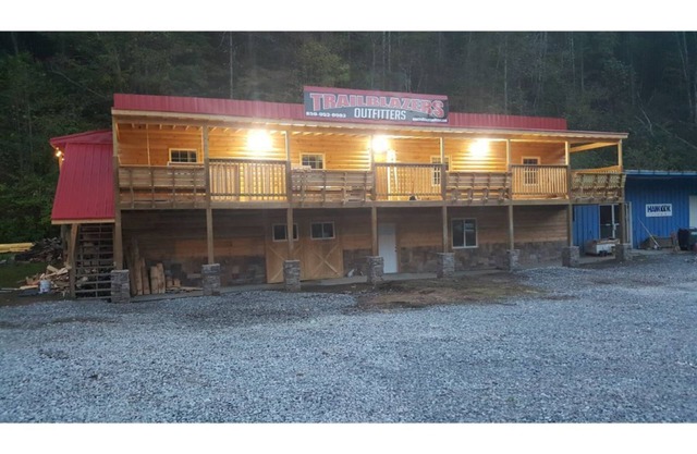 Trailblazers Outfitters is the place stay for single Trac riding on HM or Ky.