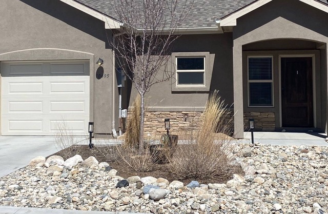 Travelers Townhome at the Crossroads of the Rockies