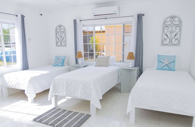 Treasure Beach Inn and Bar Room #4