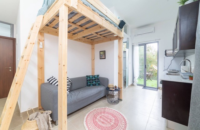 Tree House Oasis- studio 3