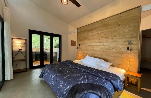 Tree of Life Cabinas