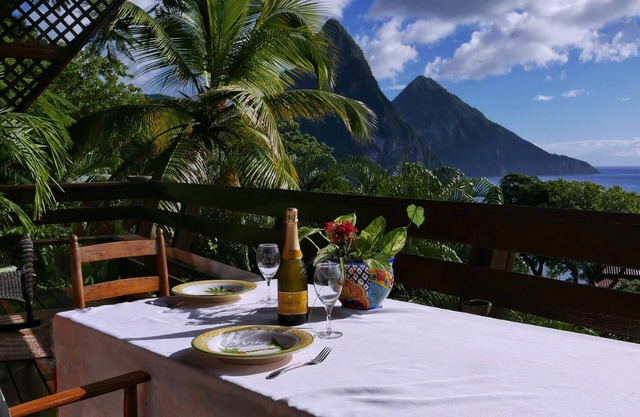 Treehouse Hideaway Villa II -Million Dollar Piton and Ocean Views