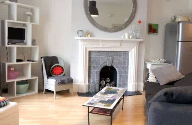 Trendy 2BD Flat West Hampstead