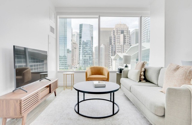 Trendy Rincon Hill 2BR w/Gym & Roof Terrace near tech HQs, by Blueground