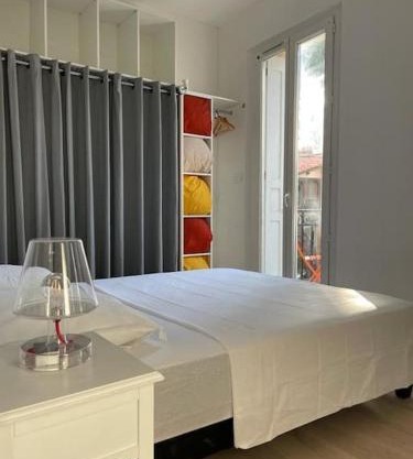 tres bel appartement au calme entre gare et centre