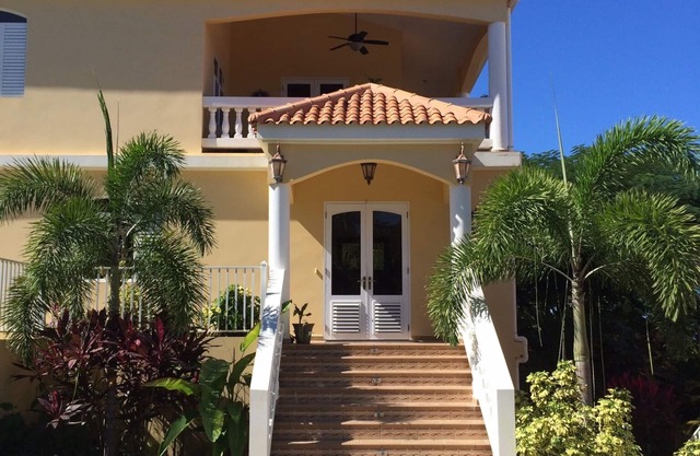Tres Soles - Beautiful Ocean Views in the Heart of Puntas, Rincon