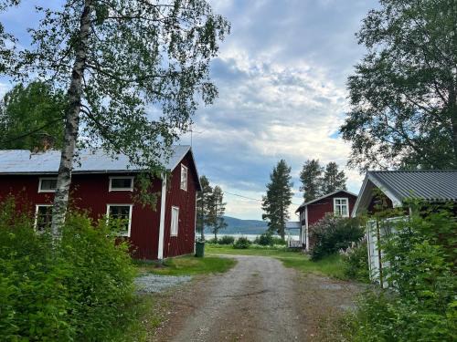 Trevlig villa mellan sjöarna i Vistträsk By.