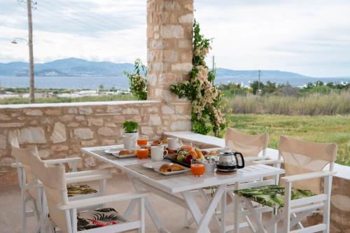 Trip's House: εξοχικό σπίτι με θέα στη θάλασσα.