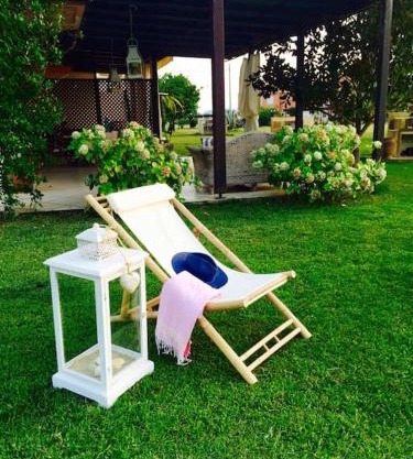 TROIS RIVIERES LUXURIOUS SEASIDE VILLA/SITHONIA