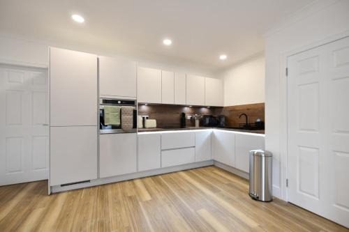 Troon Portland Apt A