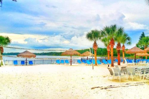Tropical Lakeview Oasis At Bahama Bay
