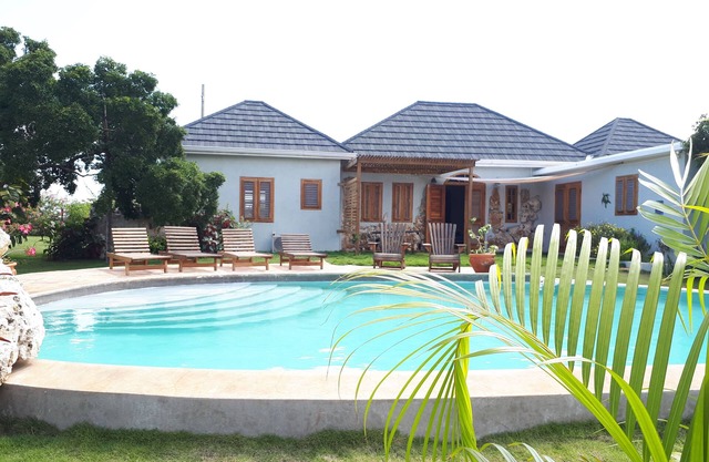 Tropical paradise in a friendly, safe, low-key community