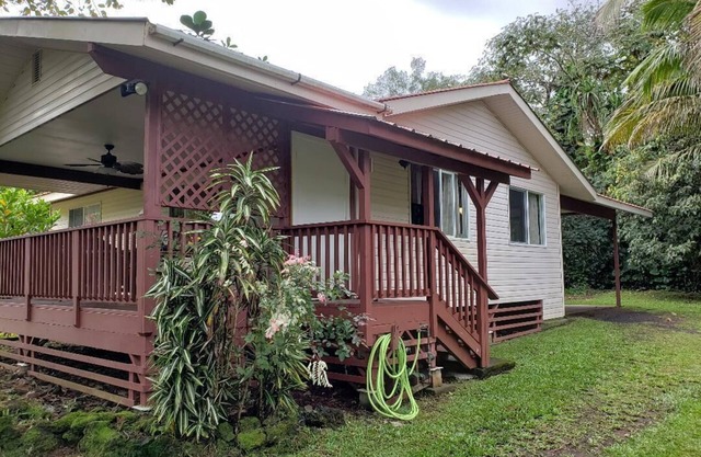 Tropical Paradise Getaway in Hawaiian Beaches, Pahoa, HI