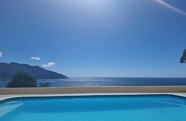 Tropical Secrets Holiday Apartments