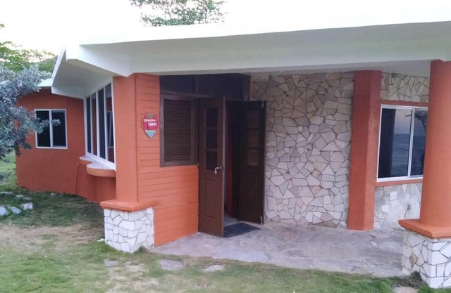 Tropical Tranquility and "Secluded Bliss: Dream Maker Hideaway"nnnnnn
