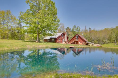 Trout Ponds and Sauna Unique Log Cabin in Freedom