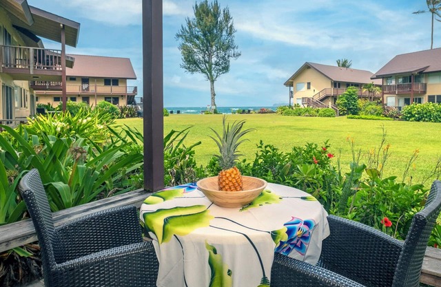 True Beachfront Romance in Quiet Intimate Location - Perfect for Honeymoons!