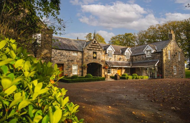 Trump MacLeod House & Lodge, Scotland