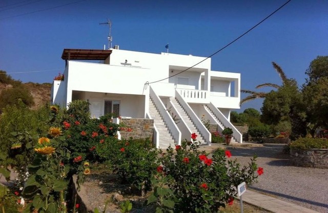 Tselios Apartments & Studios * Apartment Garden View