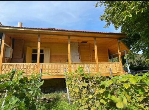 Tsesi Estate