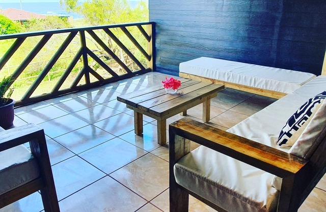 Tupuna Lodge está en un barrio residencial tranquilo , tenemos aparcamiento grat