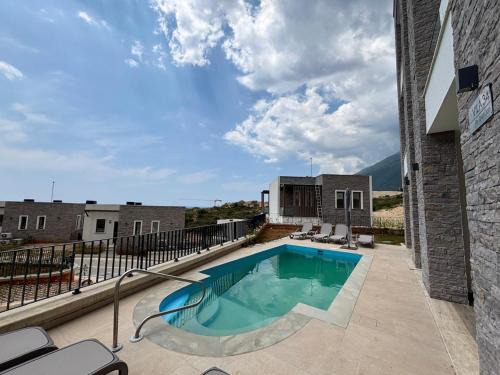 Turquoise Poolside Thymus Resort 34-1