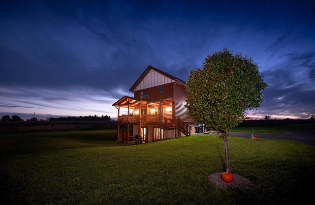 Twin Chalets of Finger Lakes