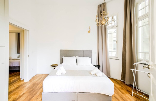 Two Bedroom Apartement – Balcony – Carmel Market - Unesco World Heritage