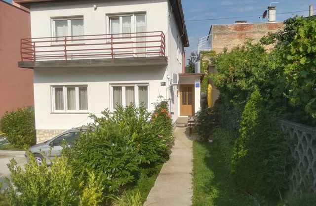 Two bedroom apartment with air-conditioning Zagreb (A-14890-a)