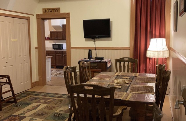 Two Bedroom, Double Queen - Converted1894 Historic Hotel, Downtown Buffalo Suite