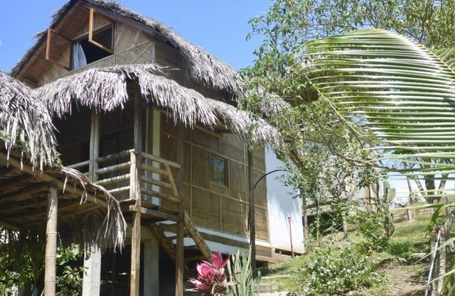 two-storey spacious cottage with ocean view